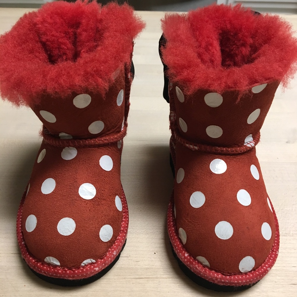 Disney UGG Minnie Mouse Toddler Size 6 Boots